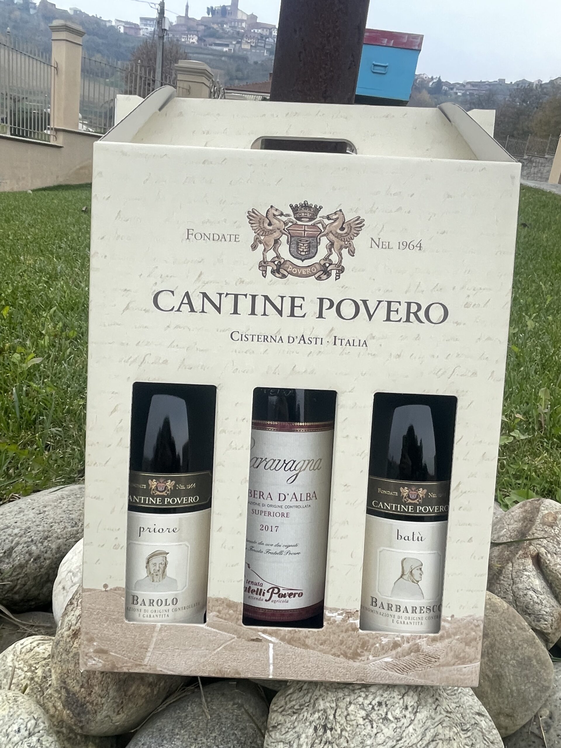 Vino Confezione Regalo Trio Le Langhe Cantine Povero Vino Confezione Regalo Trio Le Langhe Cantine Povero